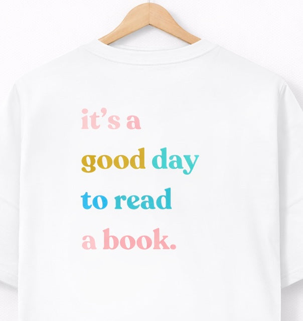 Oversize T-Shirt "It´s a good day to read a book"